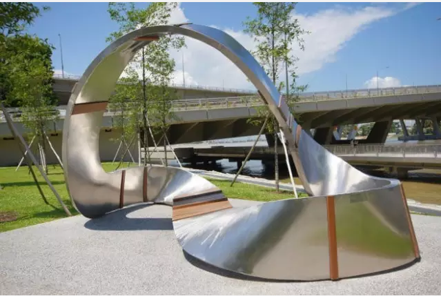 創(chuàng)意雕塑設計9